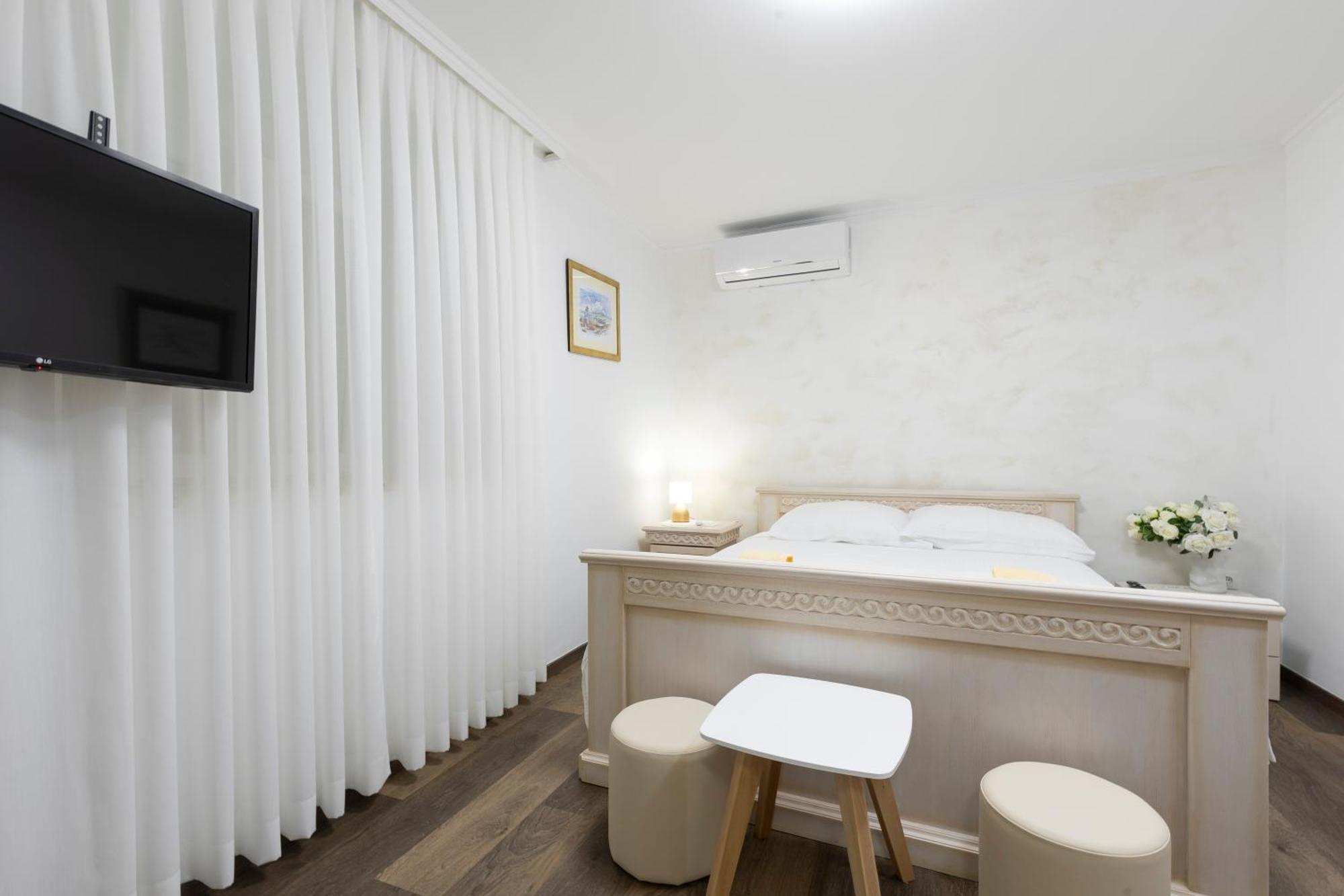 Split Varos Inn Ngoại thất bức ảnh