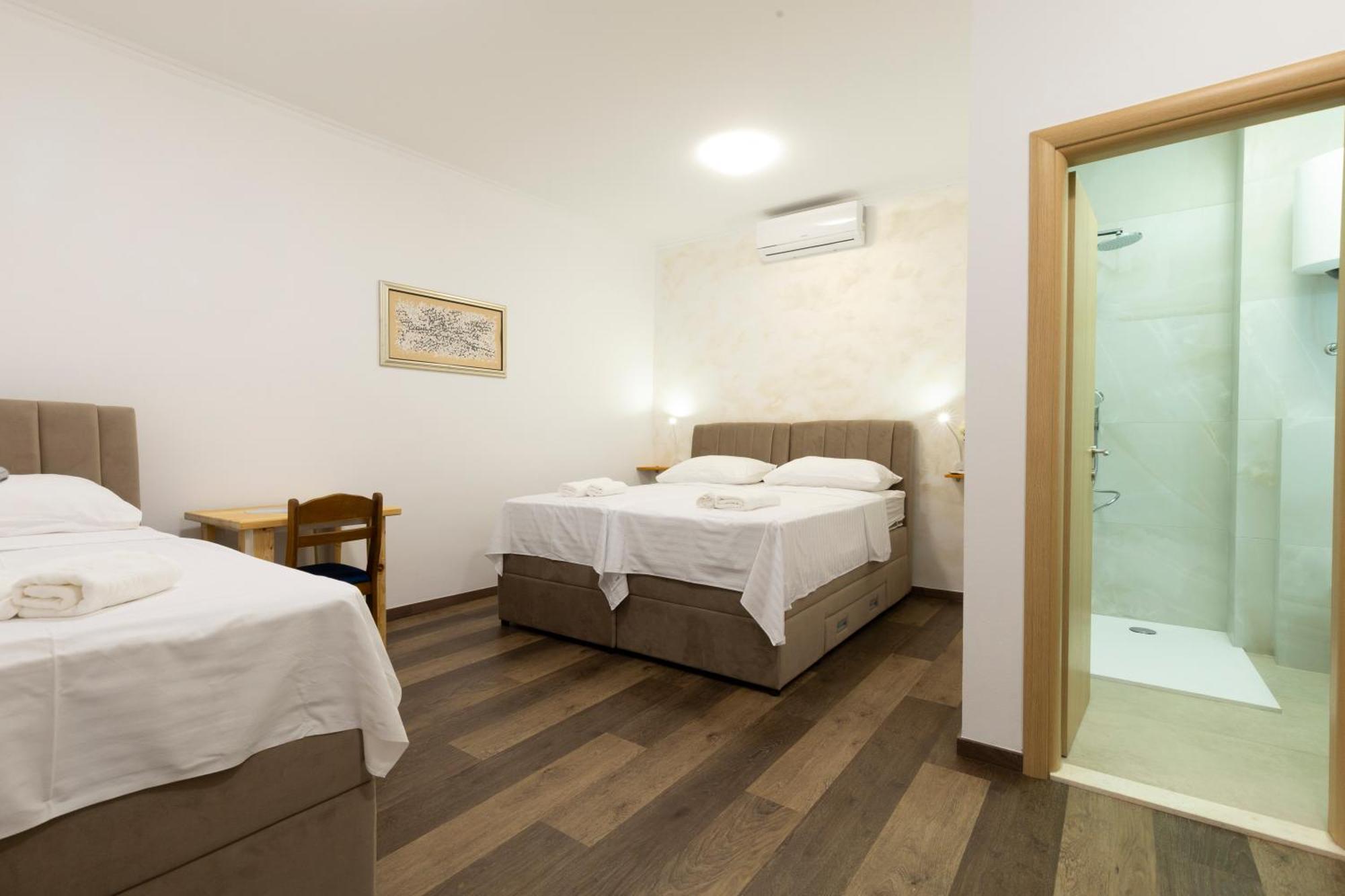 Split Varos Inn Ngoại thất bức ảnh