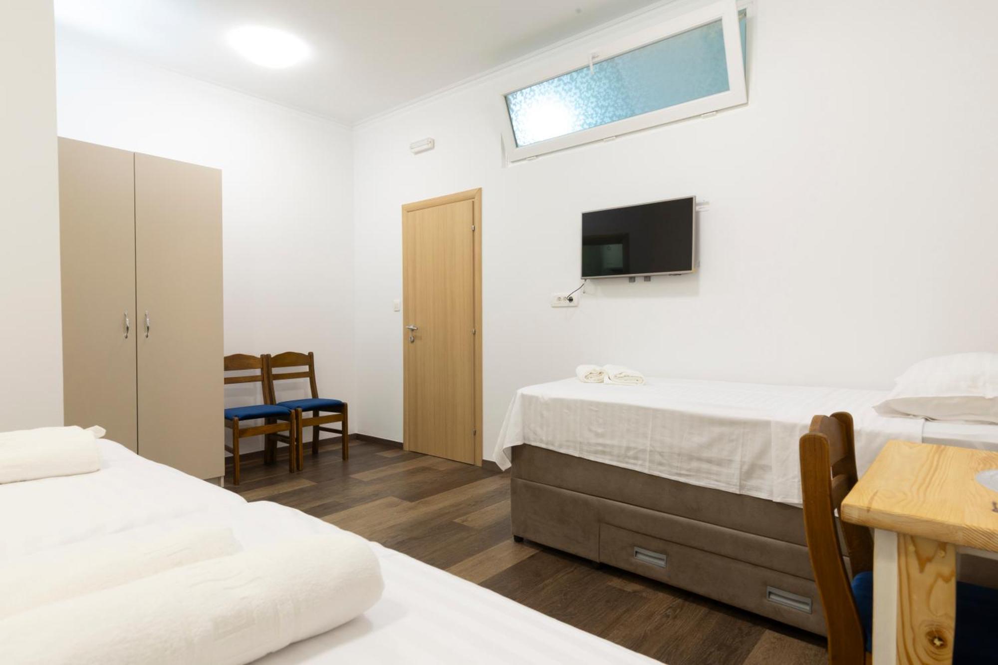 Split Varos Inn Ngoại thất bức ảnh