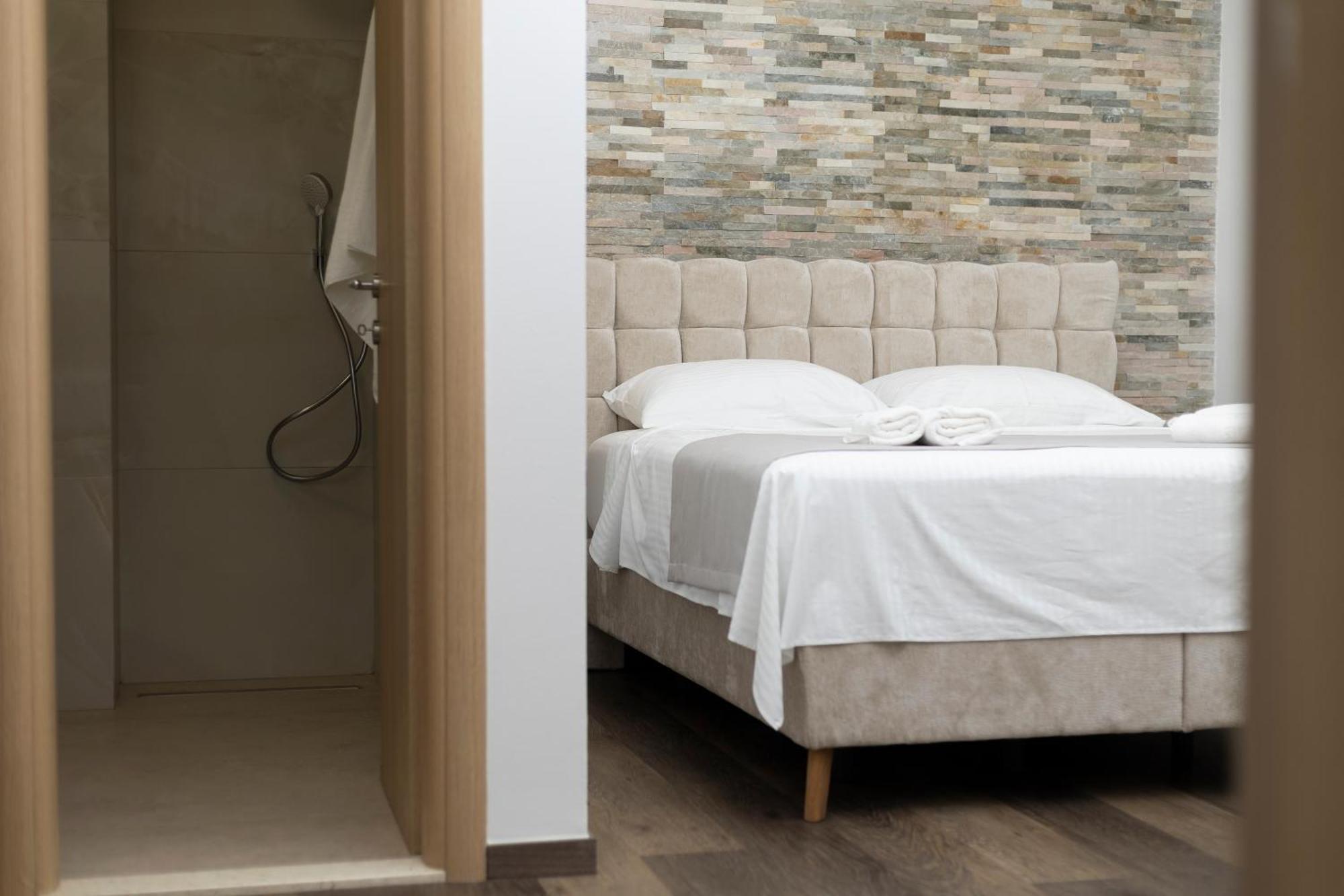 Split Varos Inn Ngoại thất bức ảnh