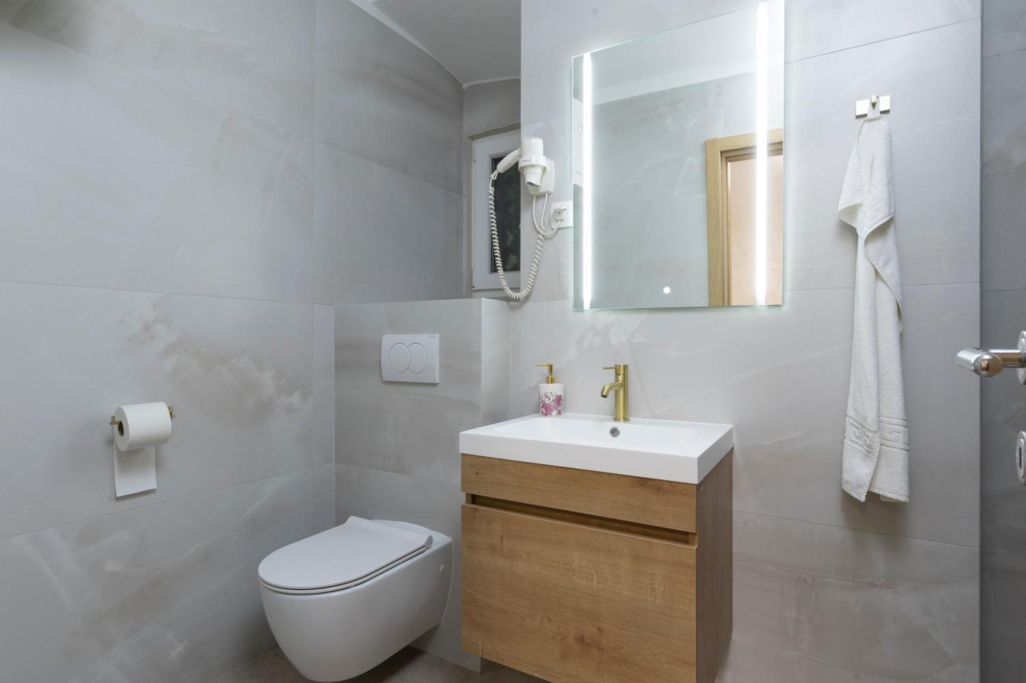Split Varos Inn Ngoại thất bức ảnh